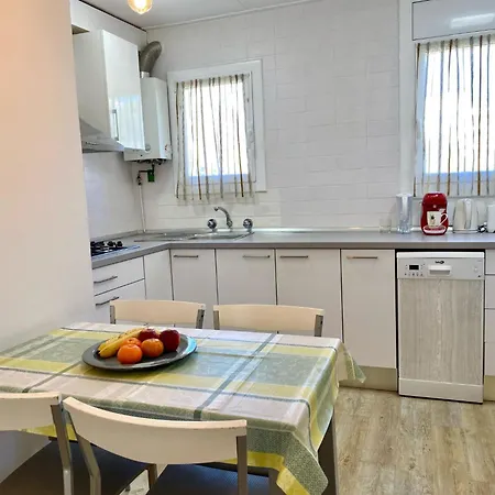 Aquarius By Interhome Apartmán